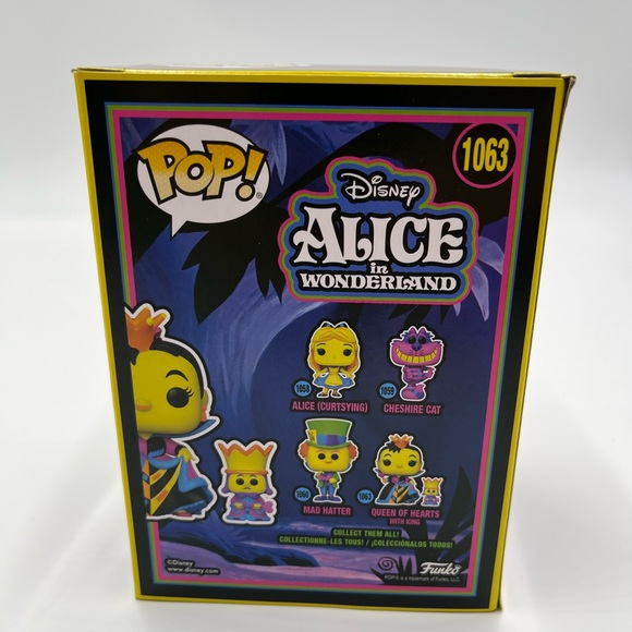 Alice in Wonderland Funko Shop Black Light POP Bundle Set + 4 Free Pop Protector - Picture 13 of 16